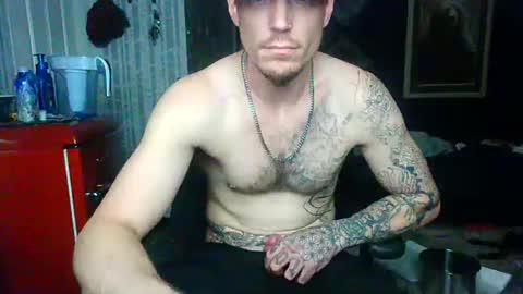 who dares  toss me some  tips lets have fun online show from 11-11-25, 12:05