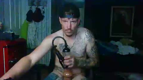 who dares  toss me some  tips lets have fun online show from 05-01-26, 08:19