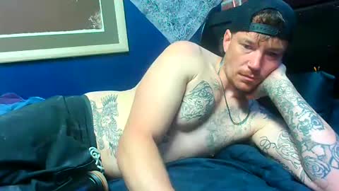 who dares  toss me some  tips lets have fun online show from 05-03-26, 01:17