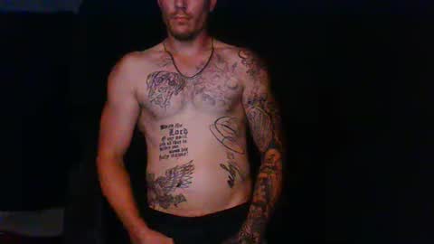 who dares  toss me some  tips lets have fun online show from 06-06-26, 08:08