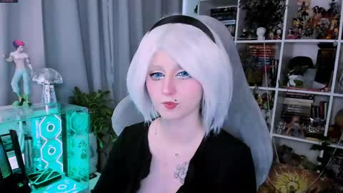 Snapshot of ohclementinee chatting on 05-28-26, 08:33 Clementine Clem online show from 05-28-26, 08:33