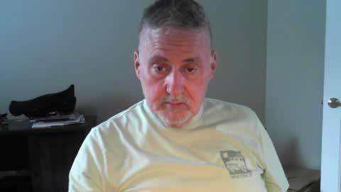 Snapshot of ohfukitsbob chatting on 06-01-26, 05:36 ohfukitsbob online show from 06-01-26, 05:36