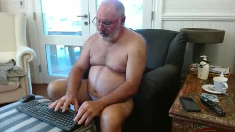 Ohjonny online show from 04-18-26, 03:10