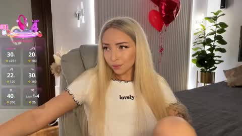 Emma online show from 02-18-26, 01:12