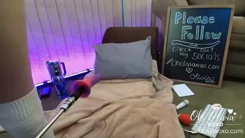 oholiviaxoxo online show from 02-19-26, 01:07