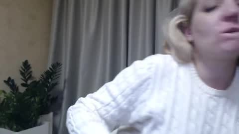 Mari online show from 01-31-25, 10:52