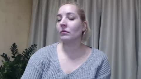 Mari online show from 02-12-25, 12:12