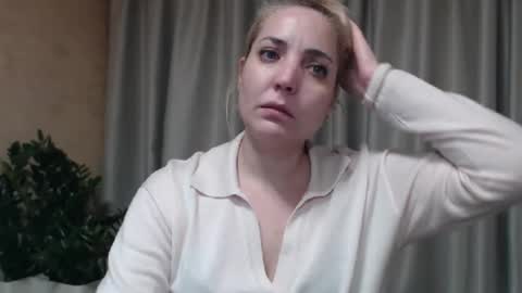 Snapshot of ohsweetmari chatting on 01-31-26, 07:11 Mari online show from 01-31-26, 07:11