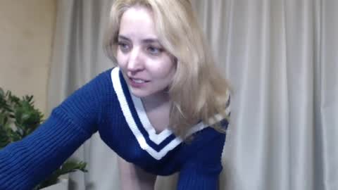Snapshot of ohsweetmari chatting on 04-21-26, 10:54 Mari online show from 04-21-26, 10:54