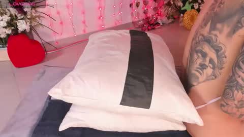 ohyesly_ online show from 02-24-26, 10:57