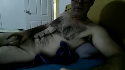oiledcouple1 online show from 07-15-26, 07:35