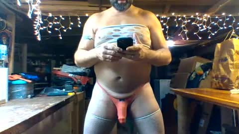 Snapshot of oileddick48 chatting on 12-18-24, 05:21 Oileddick48 online show from 12-18-24, 05:21