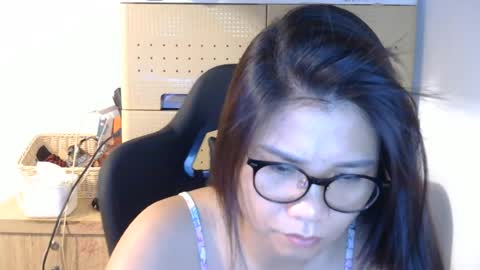 Snapshot of oinjer09 chatting on 06-09-26, 05:02 oinjer09 online show from 06-09-26, 05:02