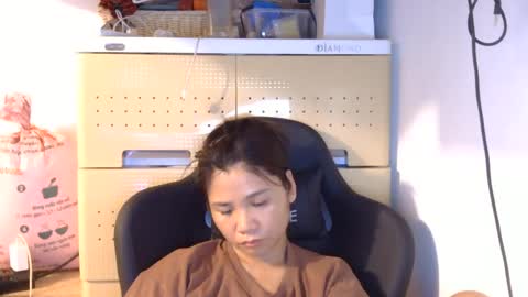 Snapshot of oinjer09 chatting on 06-17-26, 09:45 oinjer09 online show from 06-17-26, 09:45