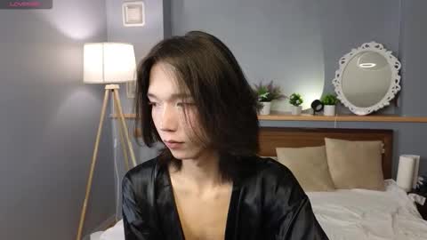 Snapshot of okerriella chatting on 10-16-25, 01:56 Ami online show from 10-16-25, 01:56