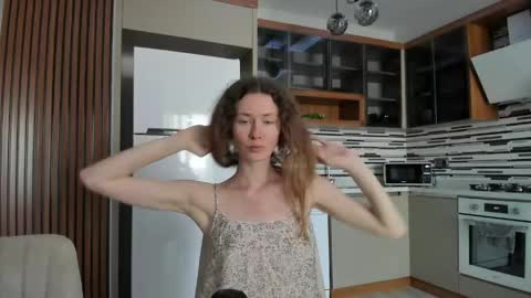 Snapshot of oksanafedorova chatting on 06-04-26, 12:11 Welcome to my fans page online show from 06-04-26, 12:11