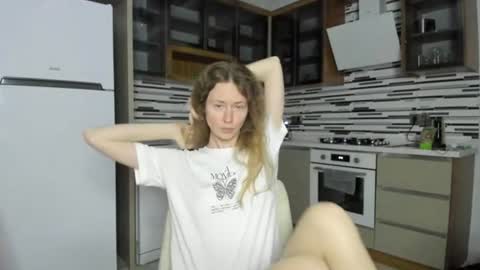 Snapshot of oksanafedorova chatting on 06-13-26, 08:07 Welcome to my fans page online show from 06-13-26, 08:07