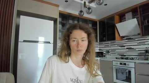 Snapshot of oksanafedorova chatting on 06-17-26, 10:50 Welcome to my fans page online show from 06-17-26, 10:50