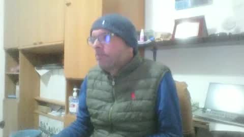 olak21 online show from 11-22-25, 10:47