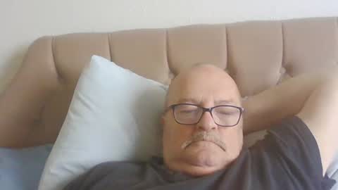 Snapshot of old_fkr chatting on 12-09-24, 10:22 old_fkr online show from 12-09-24, 10:22