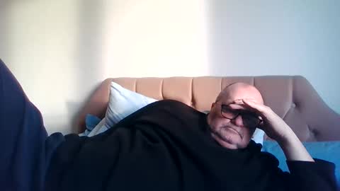 Snapshot of old_fkr chatting on 02-03-25, 03:49 old_fkr online show from 02-03-25, 03:49