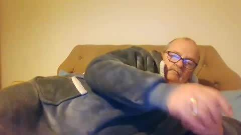 Snapshot of old_fkr chatting on 02-17-25, 10:47 old_fkr online show from 02-17-25, 10:47