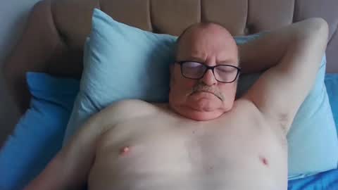 Snapshot of old_fkr chatting on 02-23-25, 09:11 old_fkr online show from 02-23-25, 09:11