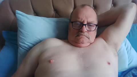 Snapshot of old_fkr chatting on 02-25-25, 09:42 old_fkr online show from 02-25-25, 09:42