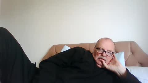 old_fkrr_ online show from 10-10-25, 10:47