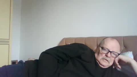 Snapshot of old_fkrr_ chatting on 02-06-26, 01:25 old_fkrr_ online show from 02-06-26, 01:25