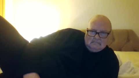 Snapshot of old_fkrr_ chatting on 04-28-26, 01:48 old_fkrr_ online show from 04-28-26, 01:48