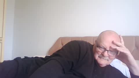 Snapshot of old_fkrr_ chatting on 05-22-26, 11:05 old_fkrr_ online show from 05-22-26, 11:05