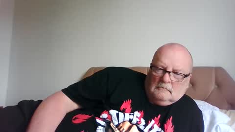 Snapshot of old_fkrr_ chatting on 05-27-26, 10:34 old_fkrr_ online show from 05-27-26, 10:34