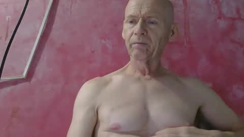 oldbuthorny62 online show from 05-13-26, 01:58