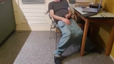 Snapshot of oldersagger chatting on 02-20-25, 10:15 oldersagger online show from 02-20-25, 10:15