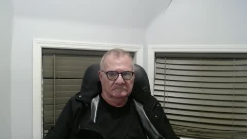 oldguybigd online show from 09-27-25, 06:07