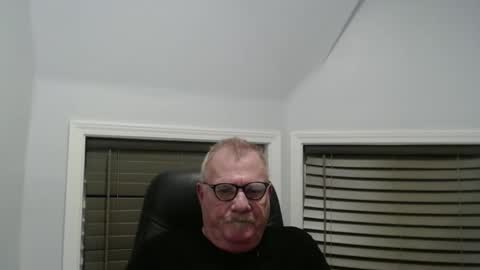 oldguybigd online show from 10-04-25, 06:33
