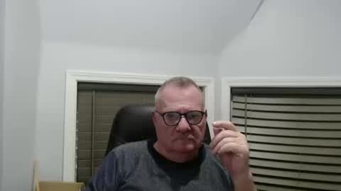 oldguybigd online show from 10-18-25, 07:20