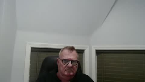 oldguybigd online show from 12-22-25, 05:04