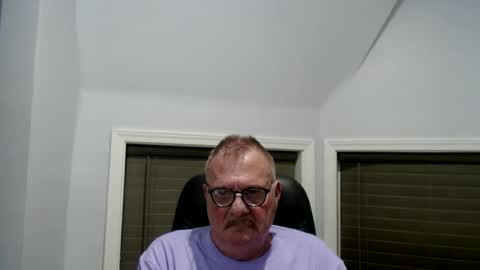 Snapshot of oldguybigd chatting on 07-09-26, 05:33 oldguybigd online show from 07-09-26, 05:33