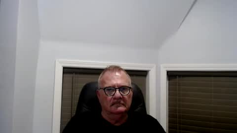 Snapshot of oldguybigd chatting on 07-16-26, 05:02 oldguybigd online show from 07-16-26, 05:02