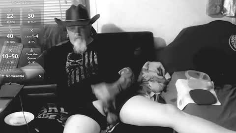 oldskoolll online show from 03-25-26, 01:44