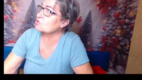 Snapshot of olgaluck chatting on 12-19-25, 06:31 OlgaLuck online show from 12-19-25, 06:31