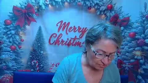 Snapshot of olgaluck chatting on 01-08-26, 06:16 OlgaLuck online show from 01-08-26, 06:16