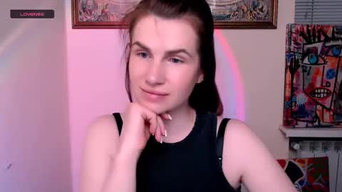 Snapshot of olide_ chatting on 05-20-26, 12:00 Olivia online show from 05-20-26, 12:00