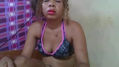 olinaa online show from 05-05-26, 03:14
