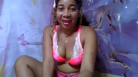 olinaa online show from 06-06-26, 05:39