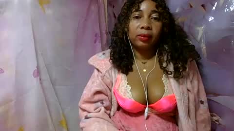 olinaa online show from 06-22-26, 03:36