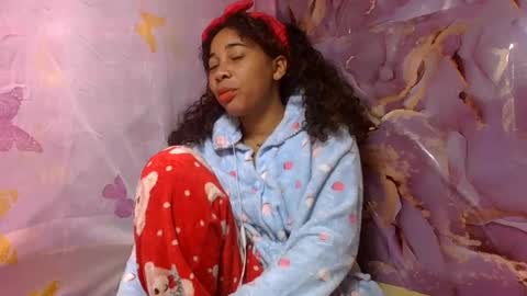 olinaa online show from 07-02-26, 05:46