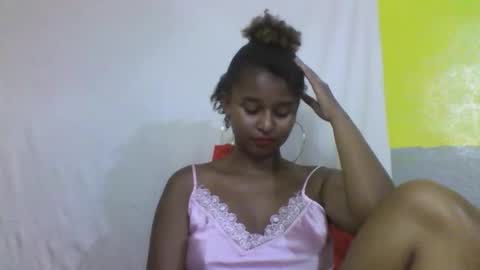 olinah610 online show from 01-18-26, 08:07